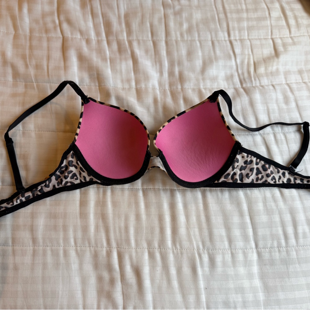 Victoria's Secret Black and White Animal Print Bra - Picture 2 of 3